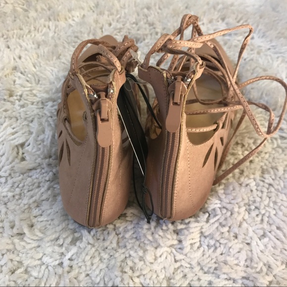 Submit ANY Offer! Pink Pointed Flats - Picture 2 of 3