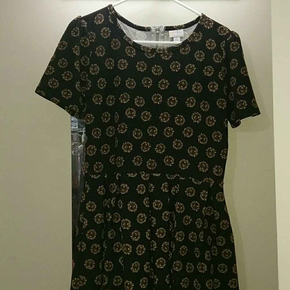 Lularoe Sunflower Amelia