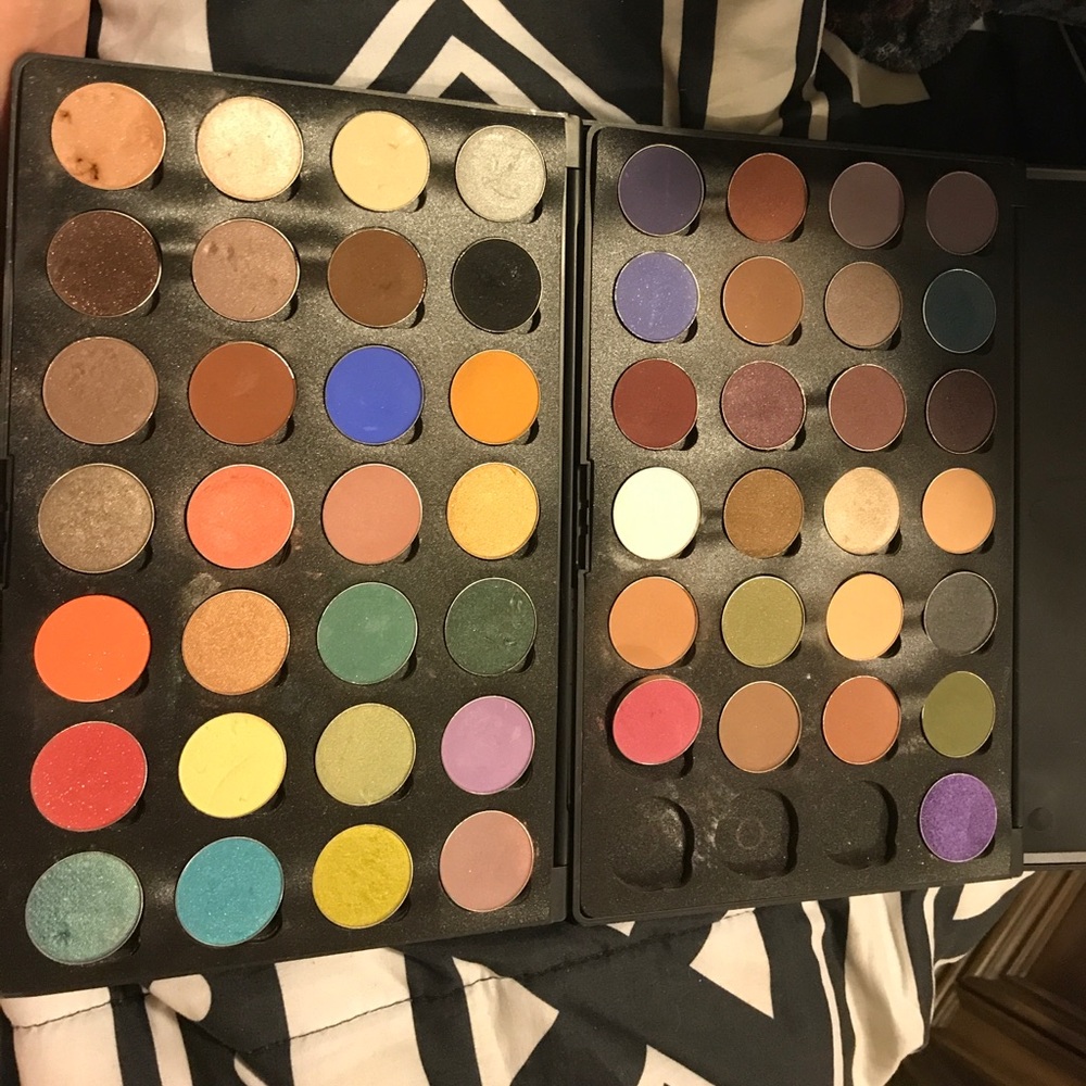 HELD!!!!!53! BRAND NEW MAKE UP GEEK EYESHADOW PANS