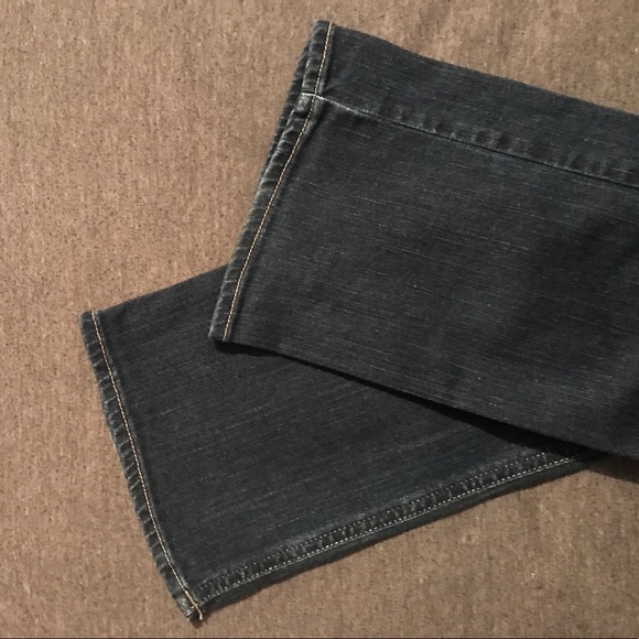 Hollister Flare Jeans - Picture 2 of 4