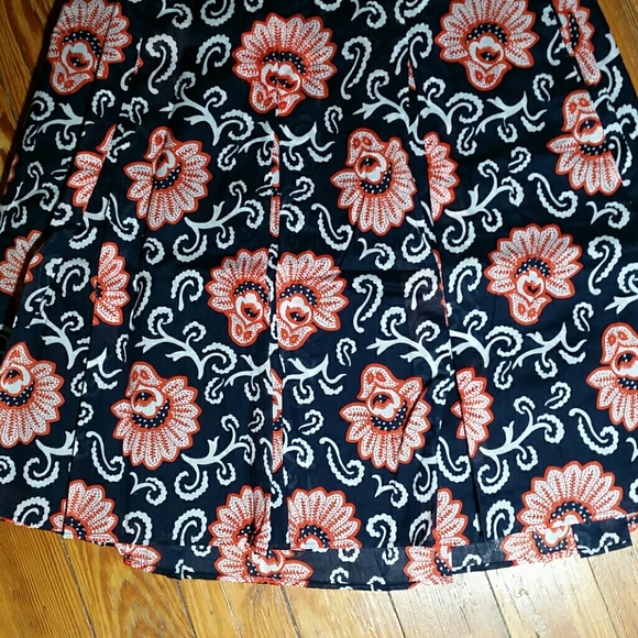 Talbot's Skirt - Picture 2 of 5