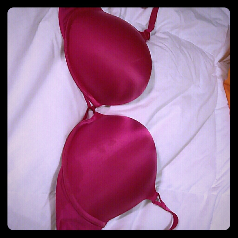 Victoria secret miraculous plunge bra