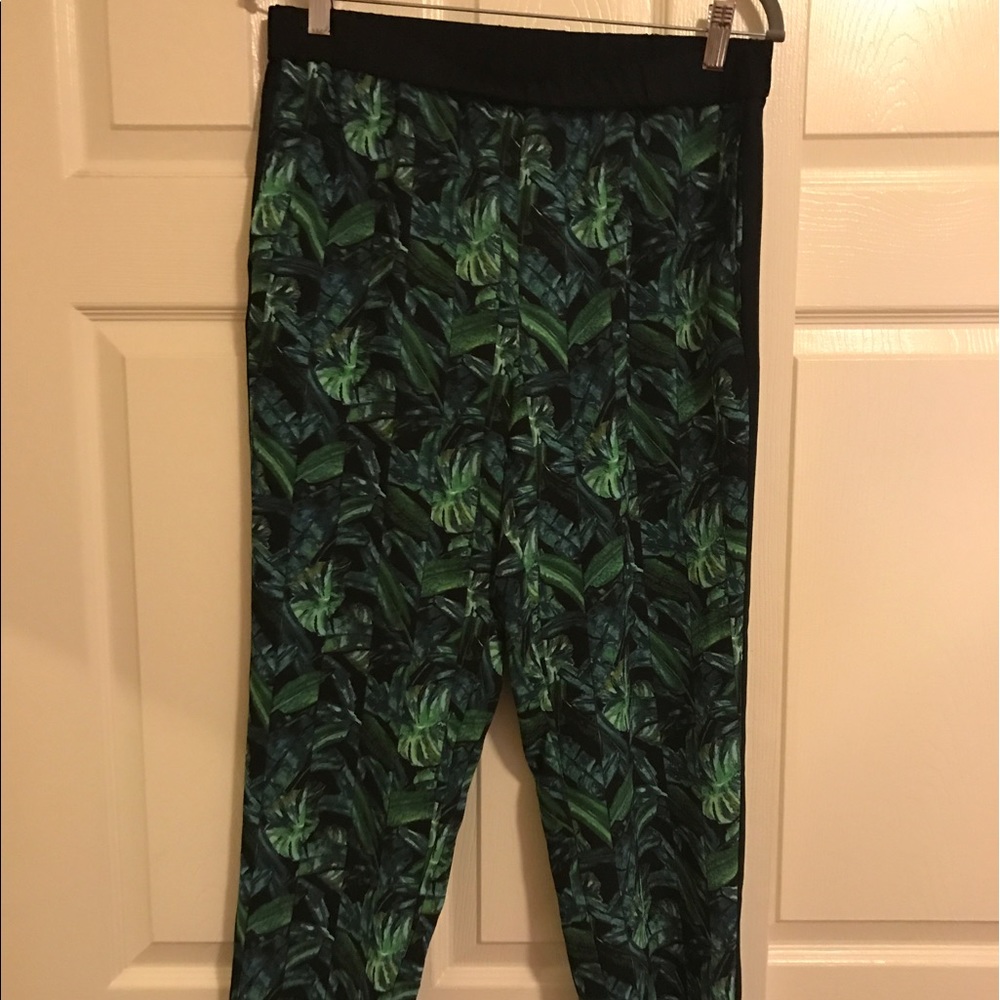 Top shop banana leaf green pant