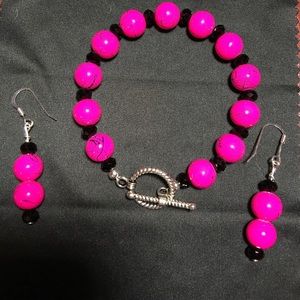 Bracelet and earrings set. I make my own