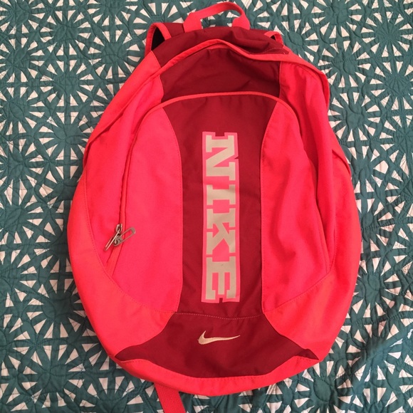 Nike Handbags - Nike backpack