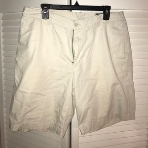 Vineyard Vines shorts