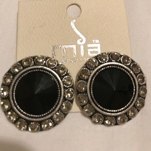 Beautiful black earrings