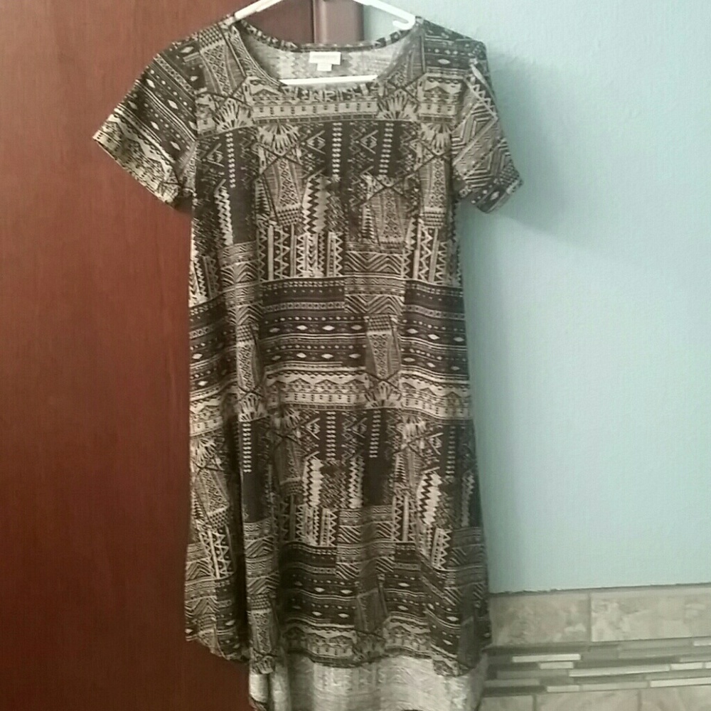Lularoe Carly dress
