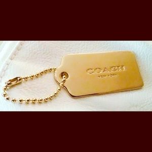 COACH GOLD METAL FOB