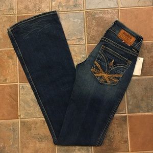 NWT Hudson jeans. Size 24 stretch