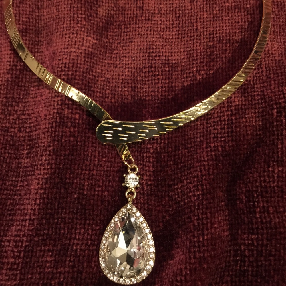 Jewelry - Picture 2 of 2