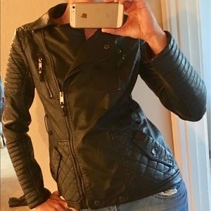 Black Faux Leather Moto Jacket Size Small EUC