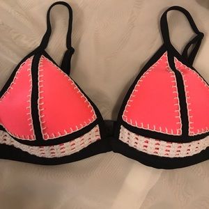 Triangl bikini