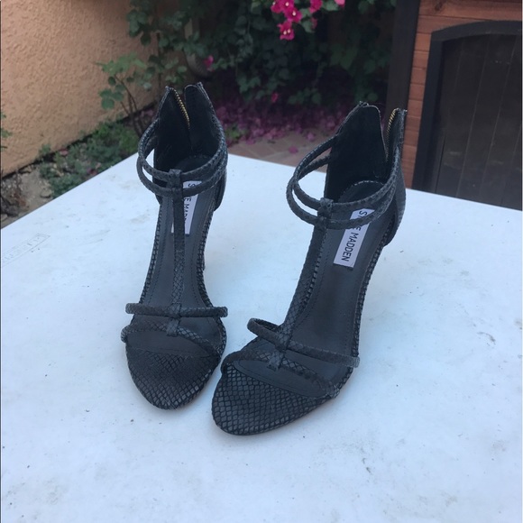 Steve Madden Shoes - Steve Madden Lynnn Heels