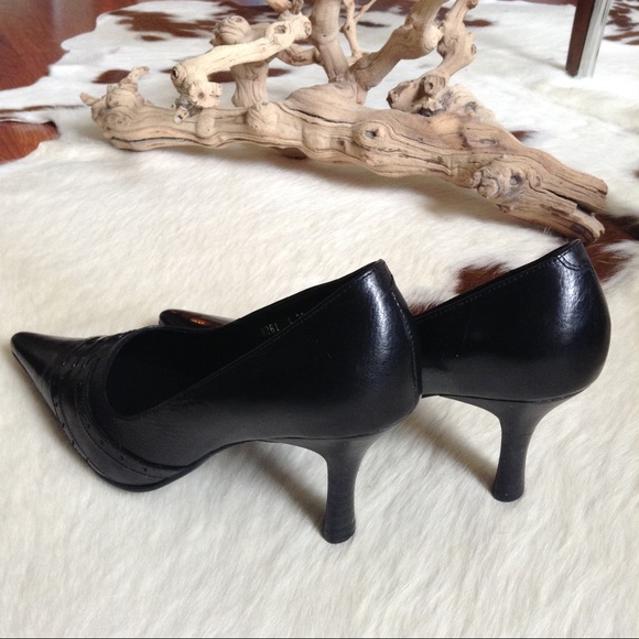 Morandi Statement Pumps - Picture 3 of 8