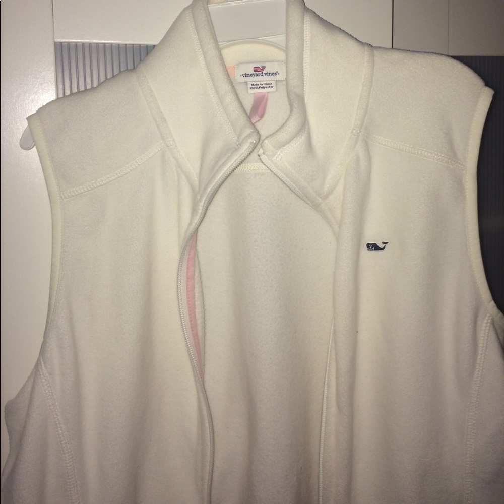 BRAND NEW VINEYARD VINES WHITE VEST W/ ZIPPERS