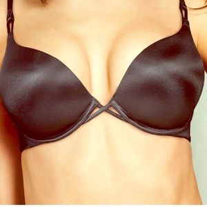 Victoria Secret Bombshell Add 2 Cup Sizes Bra 36D