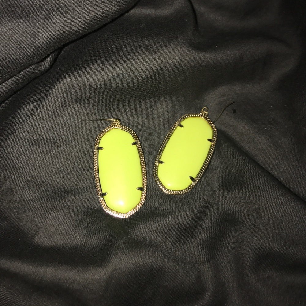 Kendra Scott RARE Neon Yellow Danielle Earrings