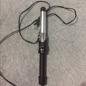Conair curling iron hardly used