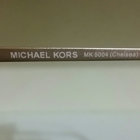 🕶🕶NWOT AUTHENTIC MK SUN GLASSES🕶🕶 - Picture 4 of 6