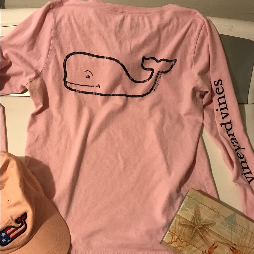 Vineyard Vines Longsleeve Whale Graphic Pocket Tee