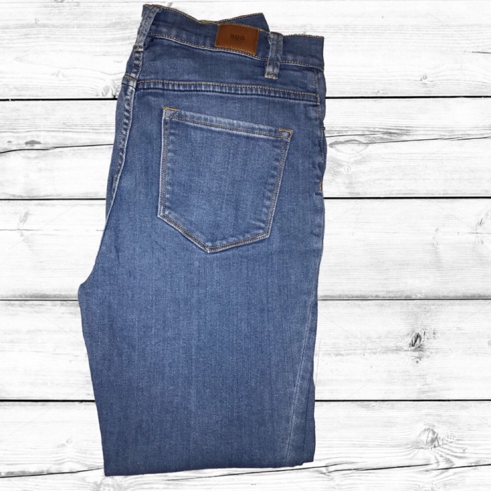 BDG Super HighRise Twig Ankle Jeans.