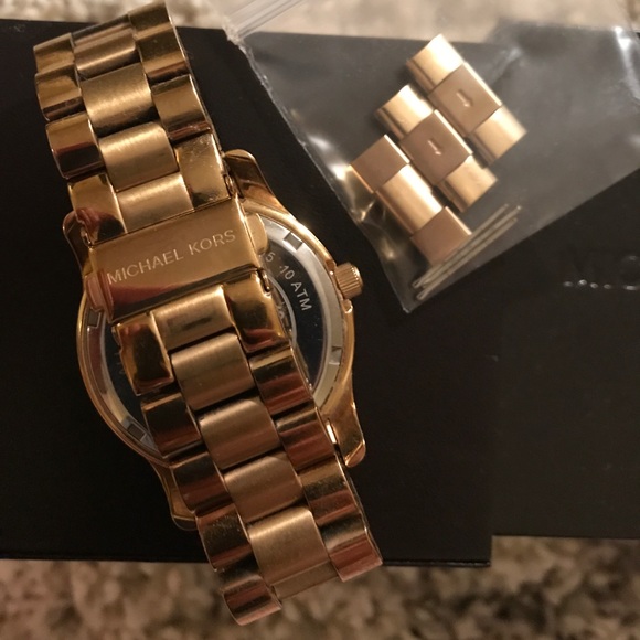 Michael Kors Gold Watch - Picture 4 of 4