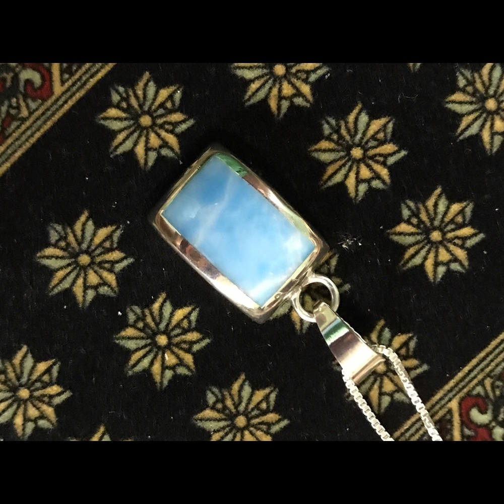 Larimar Pendant set in Sterling Silver - Picture 2 of 4