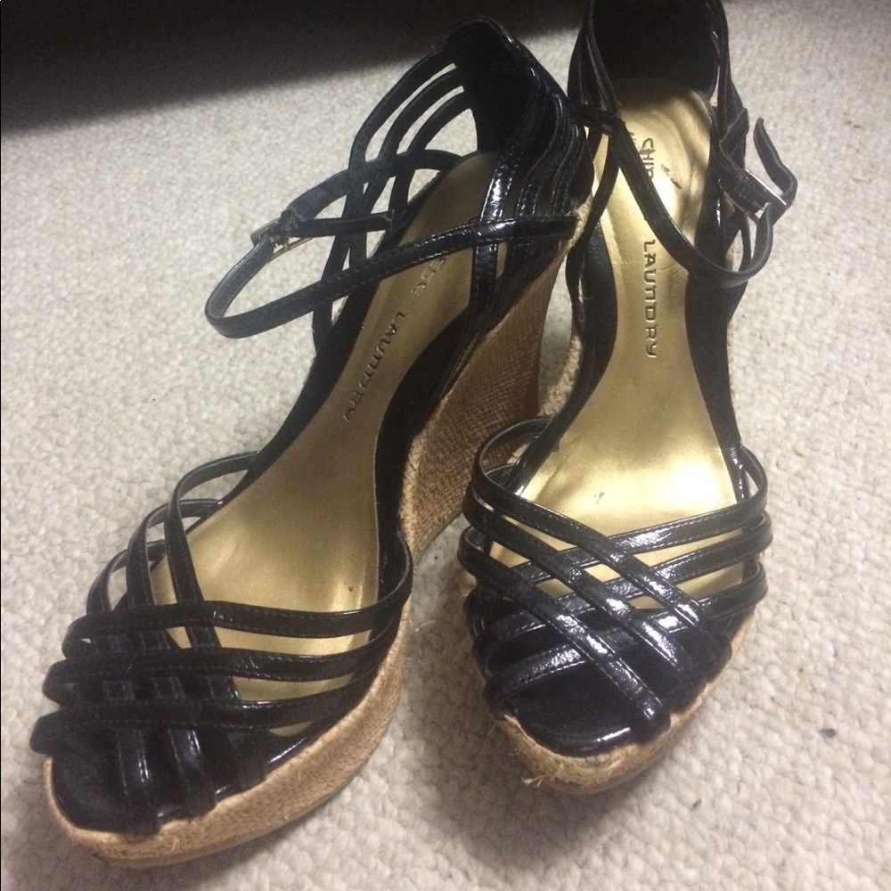 Chinese Laundry Platform Wedge