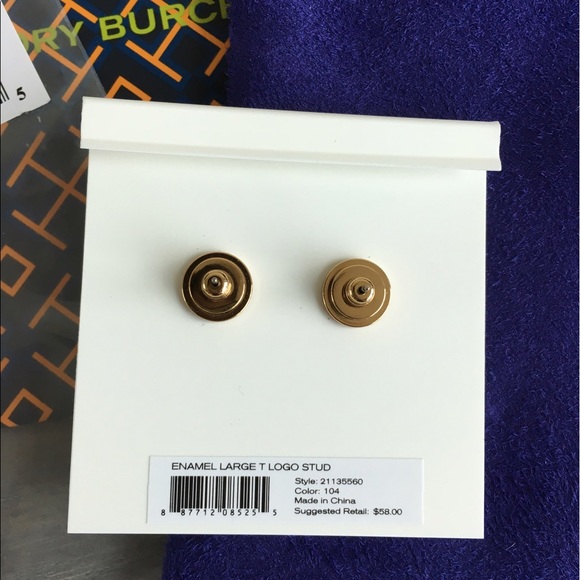 LAST ONE! NWT Tory Burch Ivory Logo Stud Earrings - Picture 4 of 5