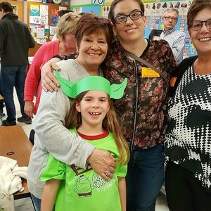 Meet your Posher, Debbi