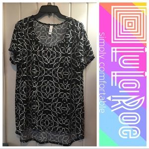 LuLaRoe Irma Top black/white size XL