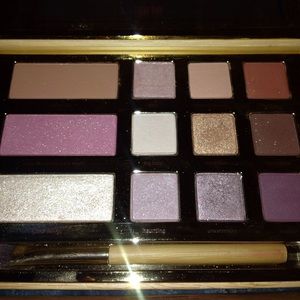 Eyeshadow Palette