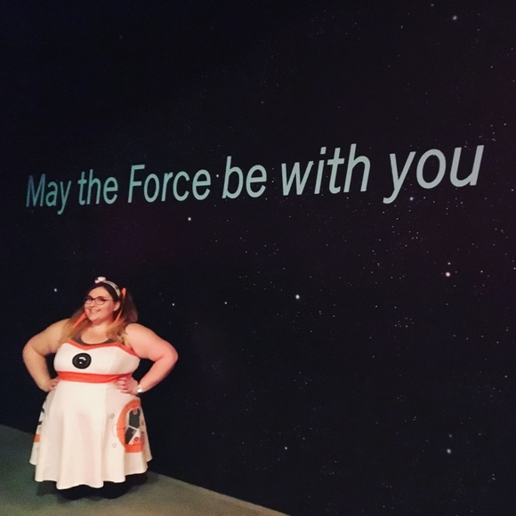 Meet your Posher, Sara - Picture 2 of 4