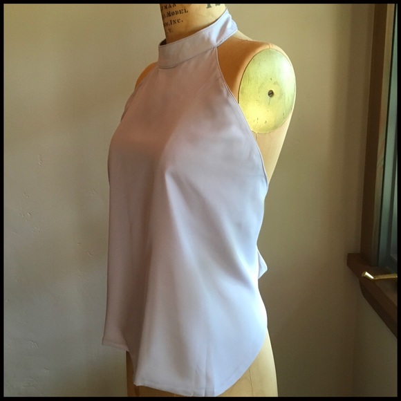 Low-Back Halter - Picture 3 of 8