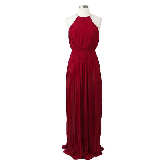 ❗️FINAL PRICE❗️Dark Red Halter Pleated Maxi Dress - Picture 5 of 7