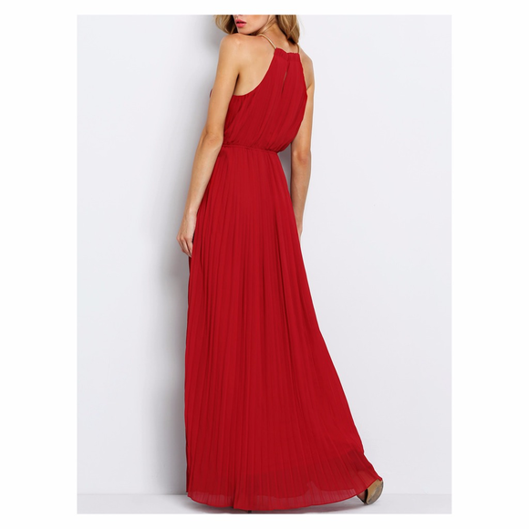❗️FINAL PRICE❗️Dark Red Halter Pleated Maxi Dress - Picture 3 of 7