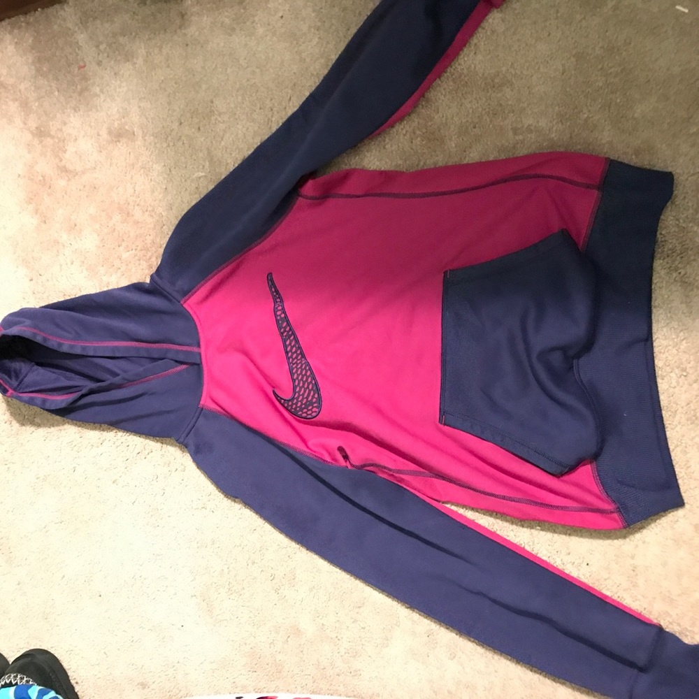 Purple thermal fit nike sweatshirt