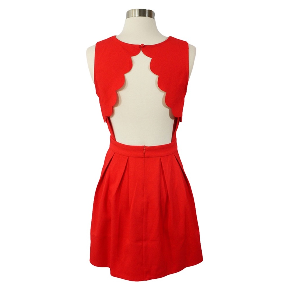 ❗️FINAL PRICE❗️Red Backless Scallop A Line Dress - Picture 2 of 5