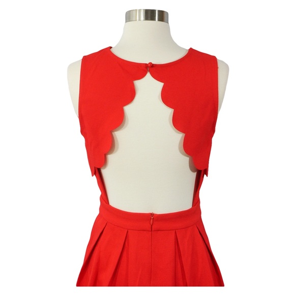 ❗️FINAL PRICE❗️Red Backless Scallop A Line Dress - Picture 5 of 5
