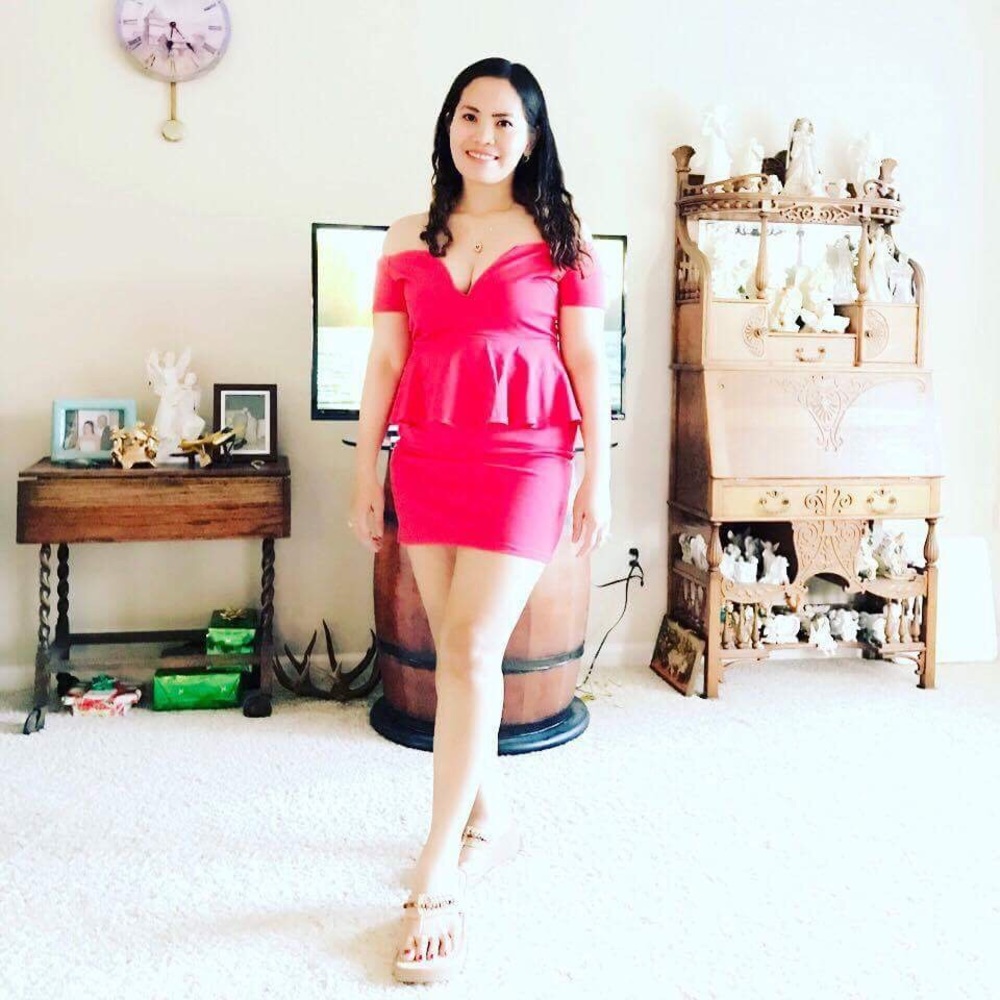 Dresses - Picture 2 of 2