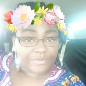 Meet your Posher, Dennetta