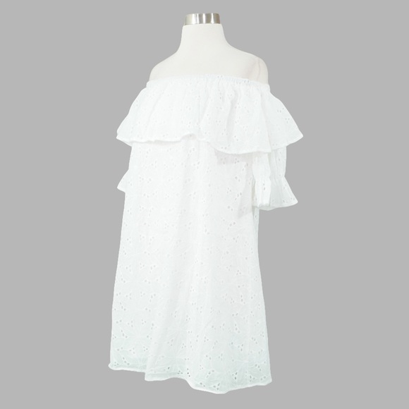 ❗️FINAL PRICE❗️White Off the Shoulder Eyelet Dress - Picture 6 of 7
