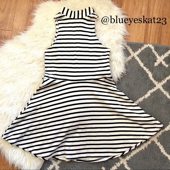 Black/White Striped Skater Dress w/Mock Turtleneck - Picture 6 of 6