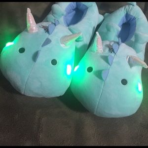 Smoko light up dragon slippers