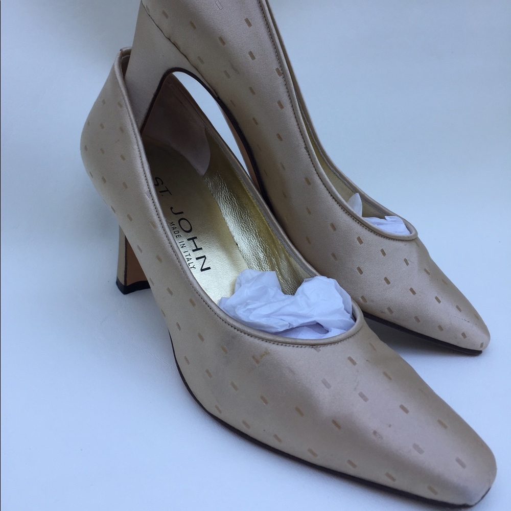 ‼️FINAL PRICE‼️ St. John Formal Gold Satin Pumps