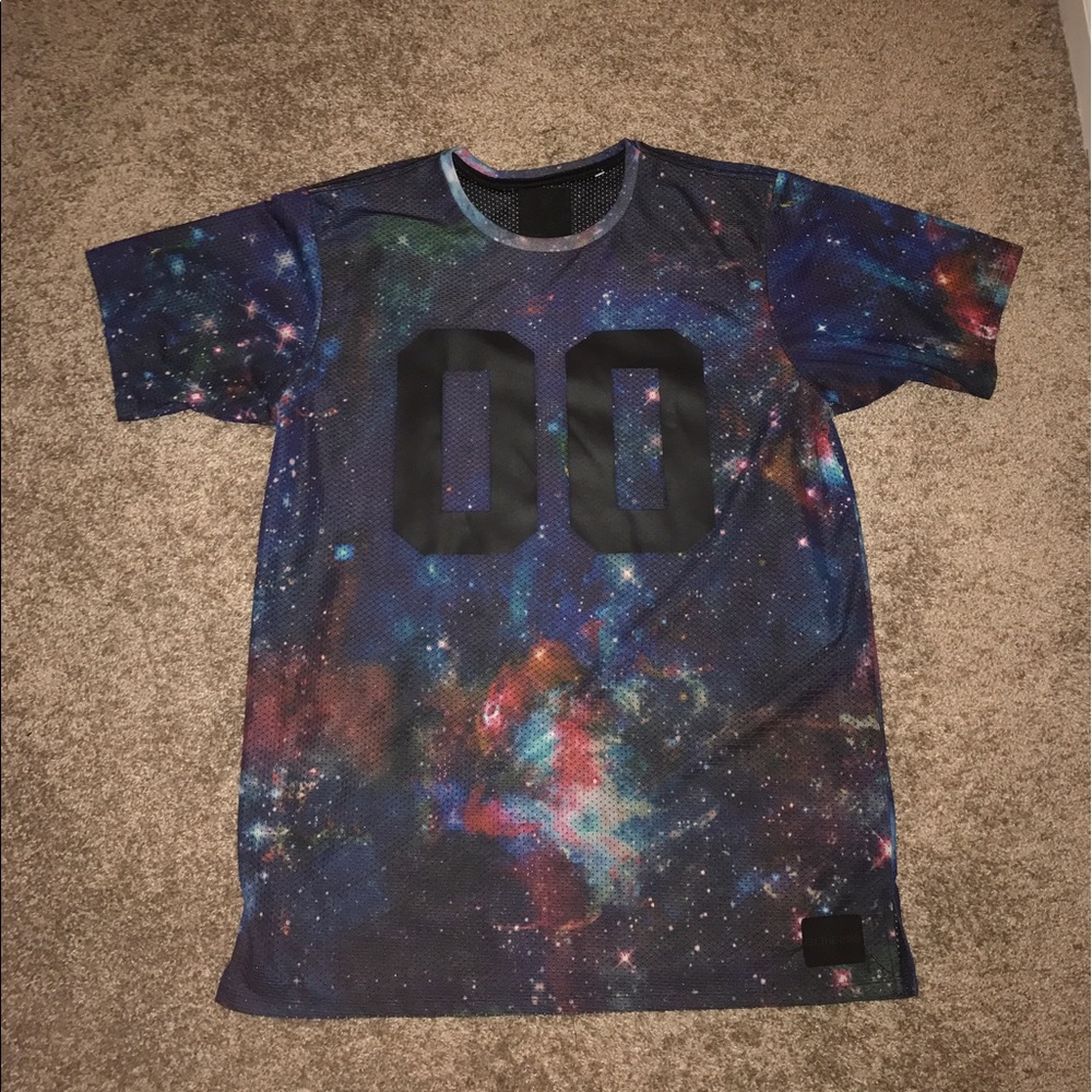 ON THE BYAS shirt