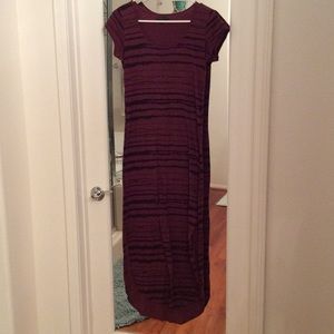 VANS MAXI DRESS SIZE MEDIUM