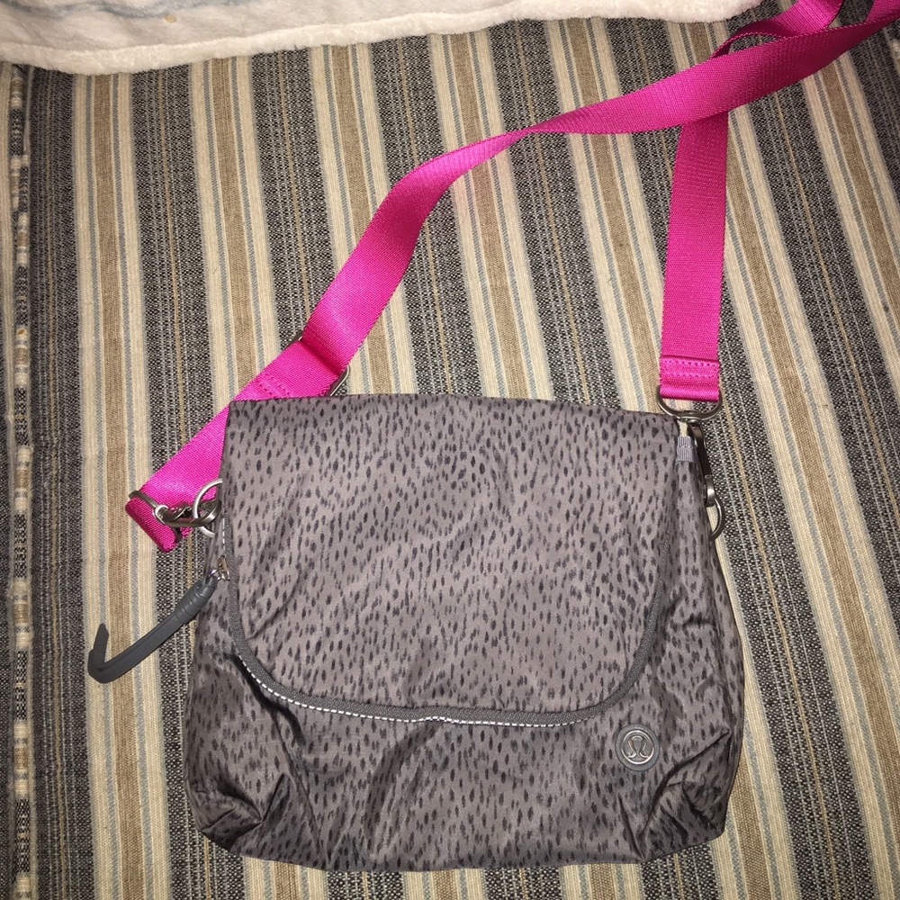 Brand new Lululemon crossbody