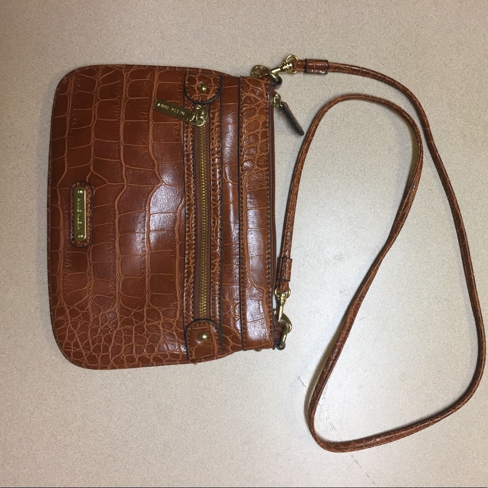 Very cute small Anne Klein purse